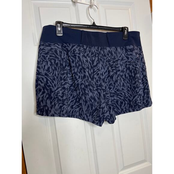 Athleta Trekkie North Printed Shorts Blue Plus Size 18 Pockets‎ - Picture 5 of 9